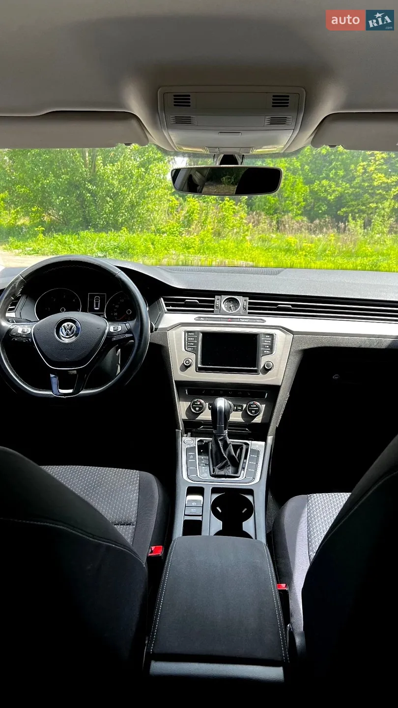 2015 Volkswagen Passat - мініатюра 11
