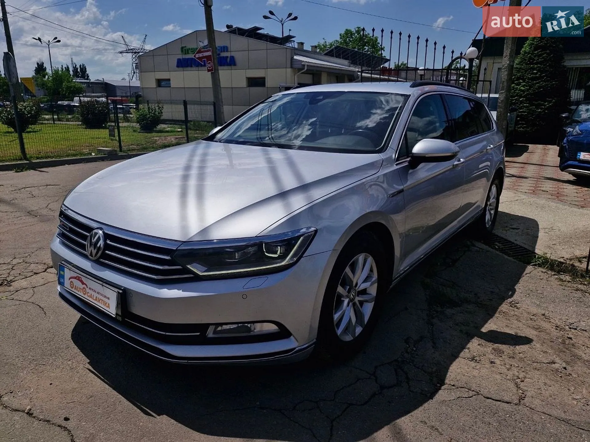 2017 Volkswagen Passat - мініатюра 2