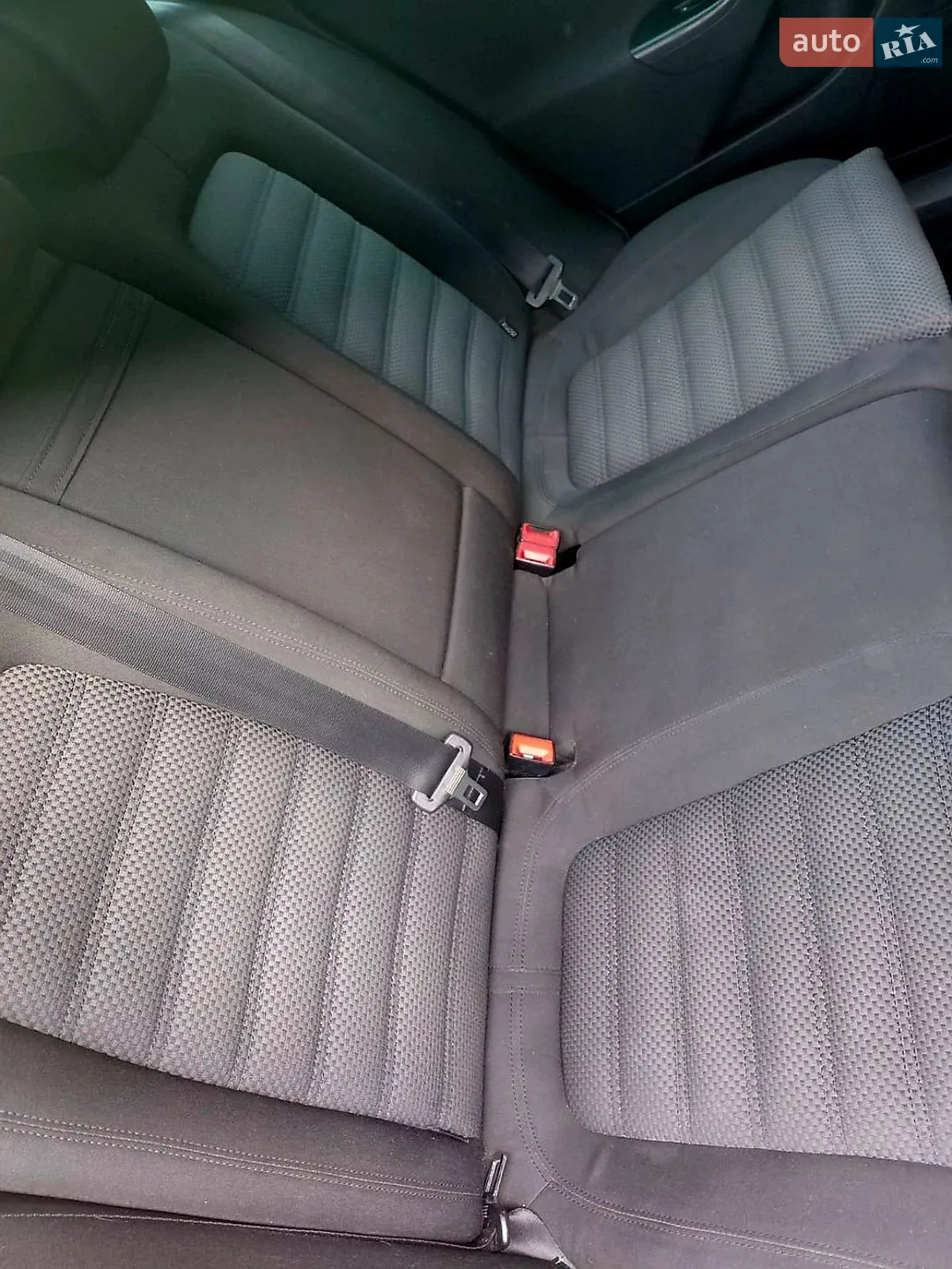 2010 Volkswagen Passat - мініатюра 20