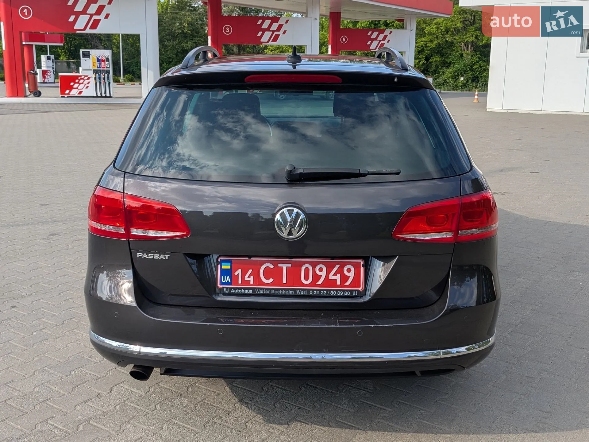 2010 Volkswagen Passat - мініатюра 7