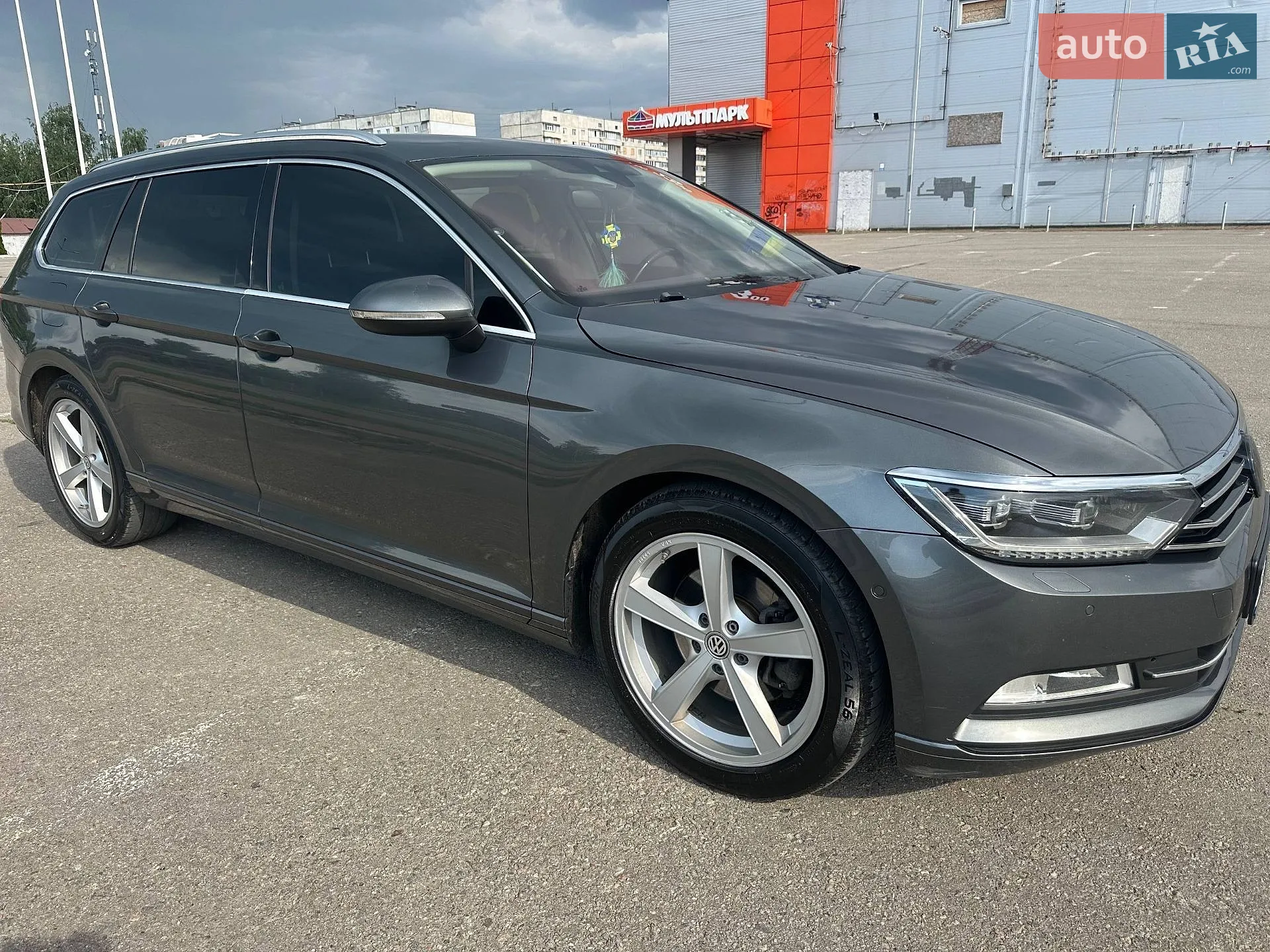 2016 Volkswagen Passat - мініатюра 2