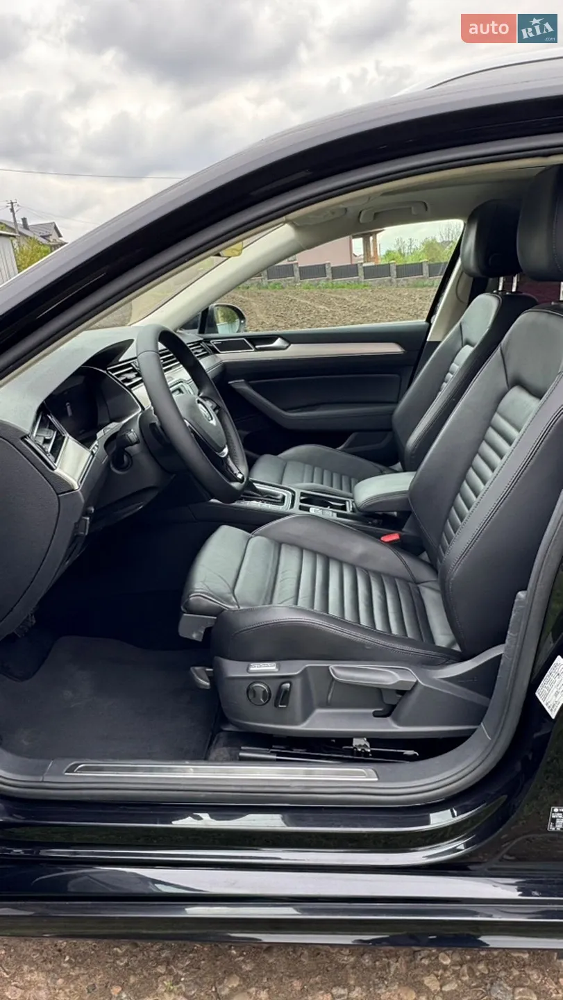 2016 Volkswagen Passat - мініатюра 15