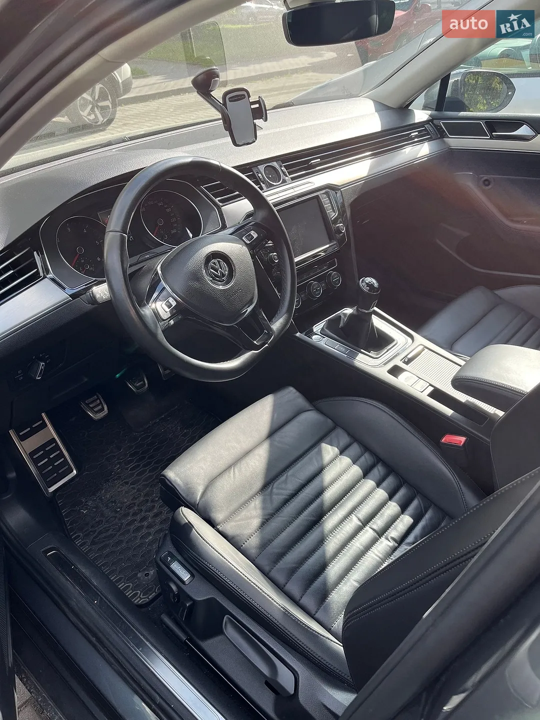2017 Volkswagen Passat - мініатюра 9