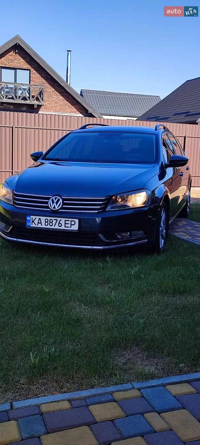 2011 Volkswagen Passat - фото 1