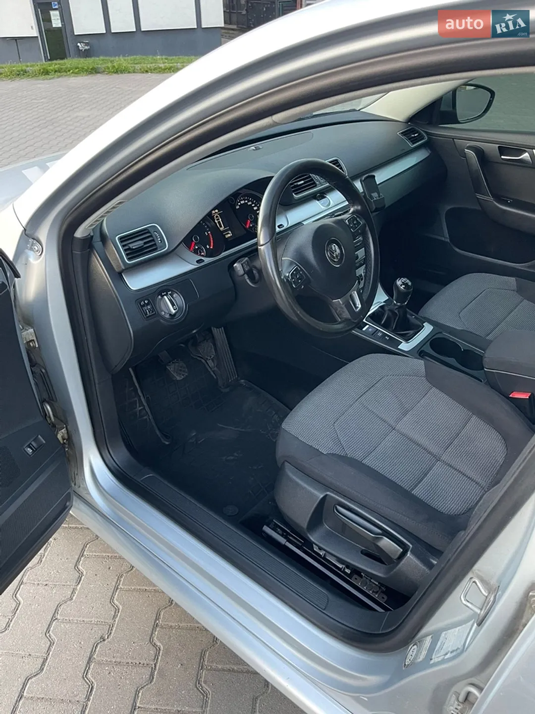 2012 Volkswagen Passat - мініатюра 16