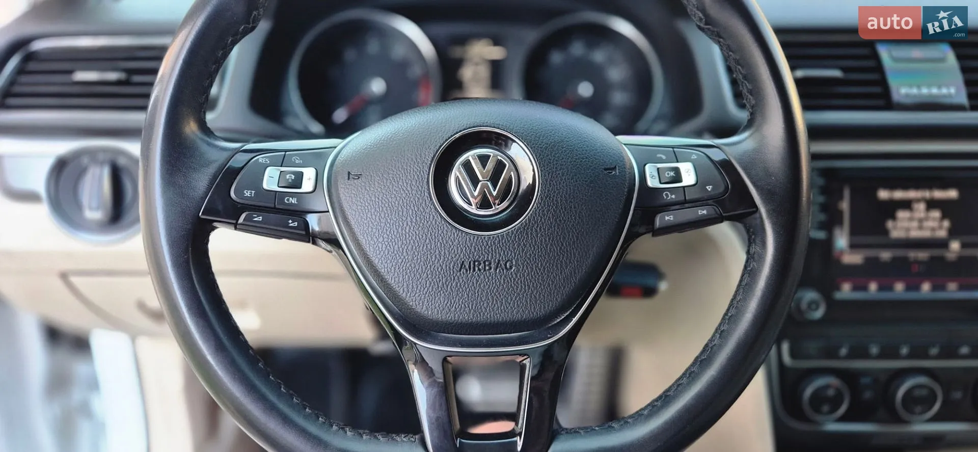 2017 Volkswagen Passat - мініатюра 21