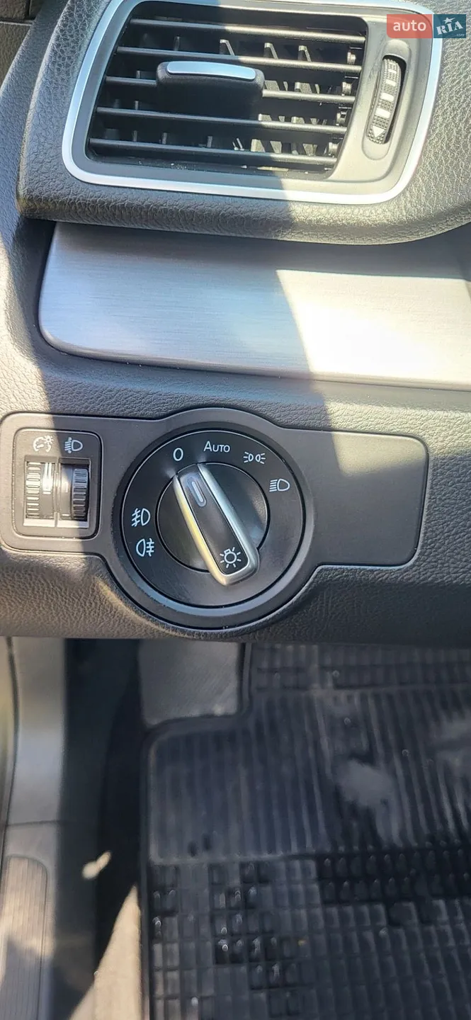 2014 Volkswagen Passat - мініатюра 15