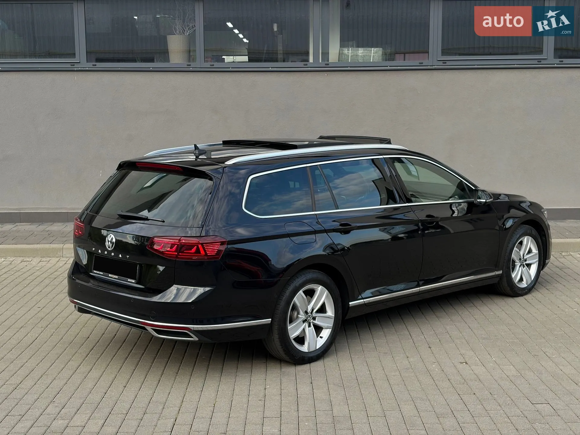 2021 Volkswagen Passat - мініатюра 9