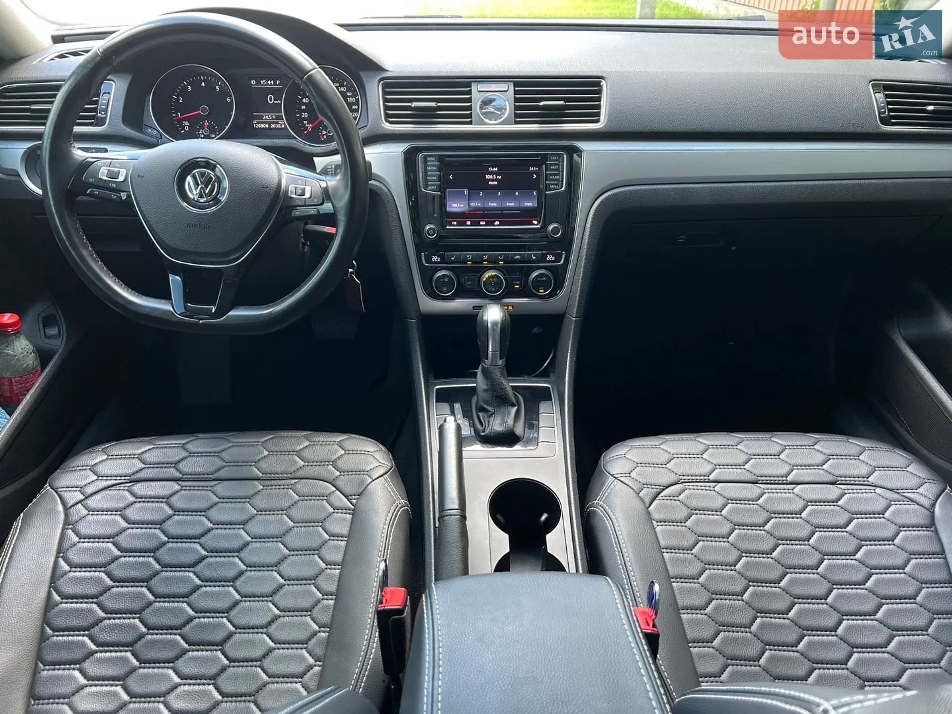 2016 Volkswagen Passat - мініатюра 16