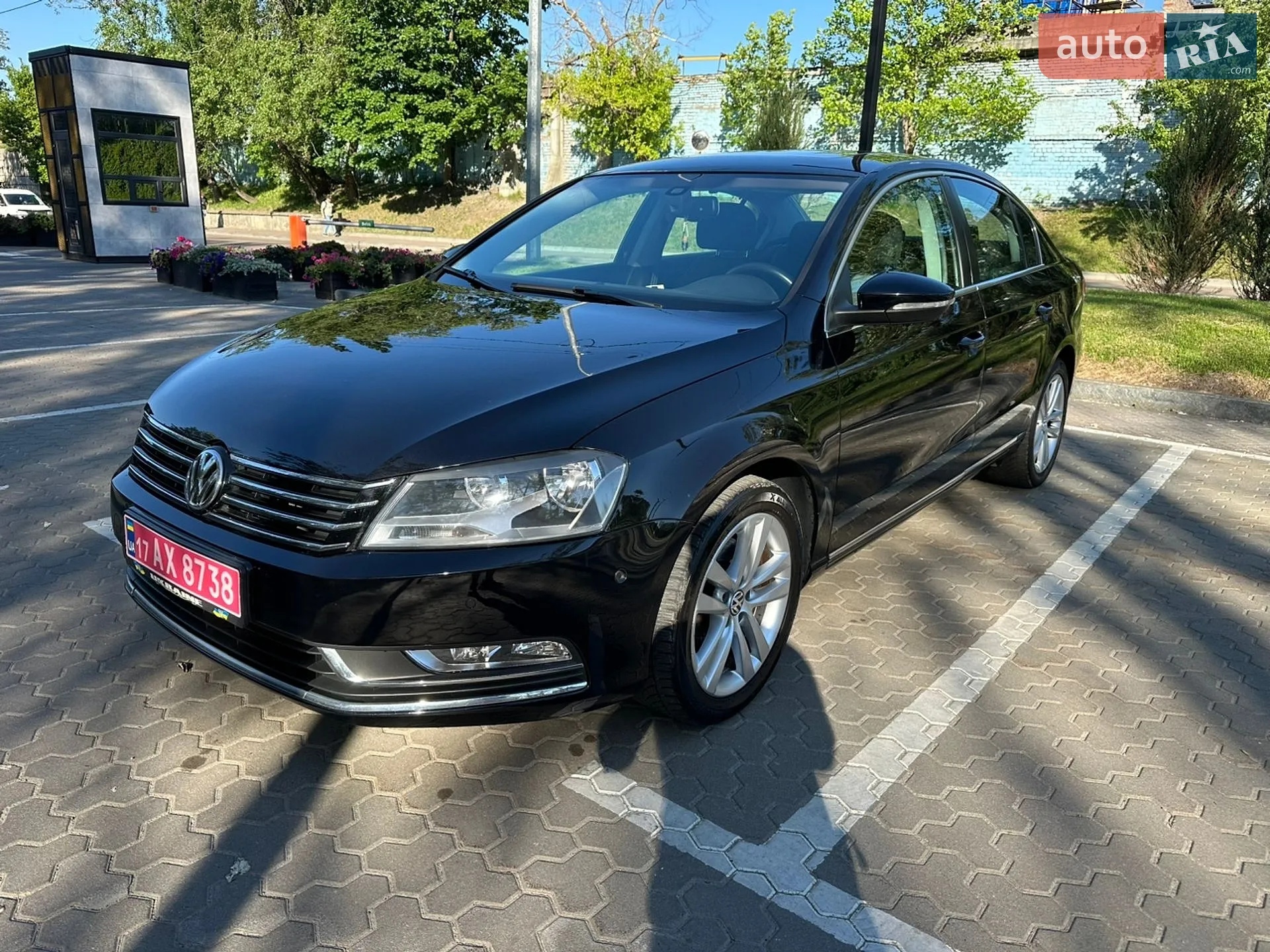 2010 Volkswagen Passat - мініатюра 5