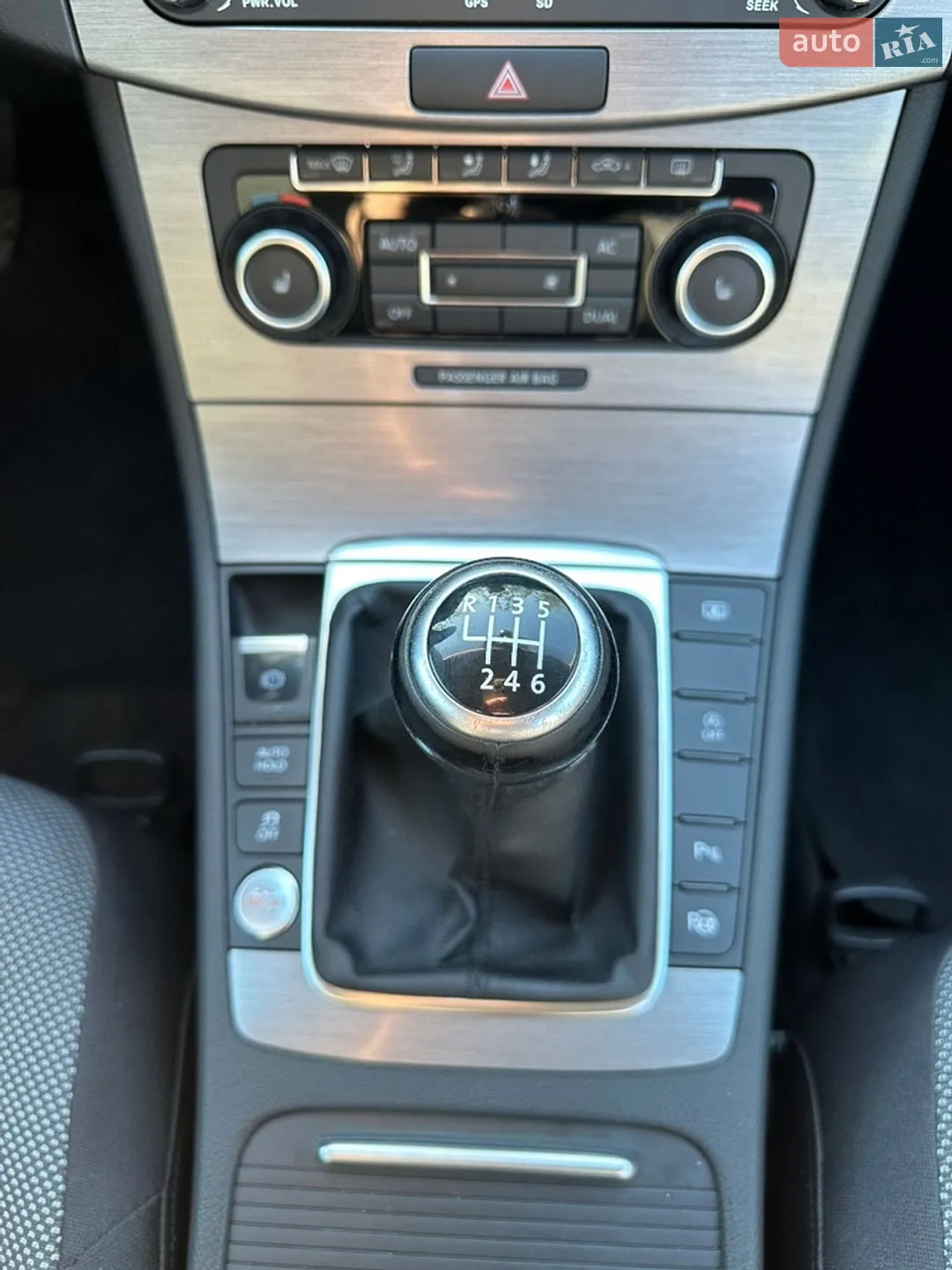 2010 Volkswagen Passat - мініатюра 49