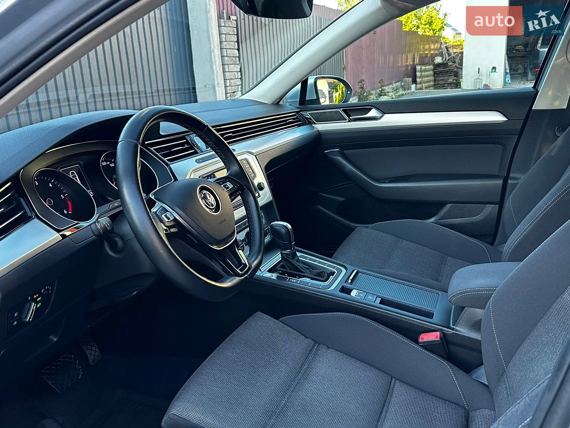 2017 Volkswagen Passat - мініатюра 27