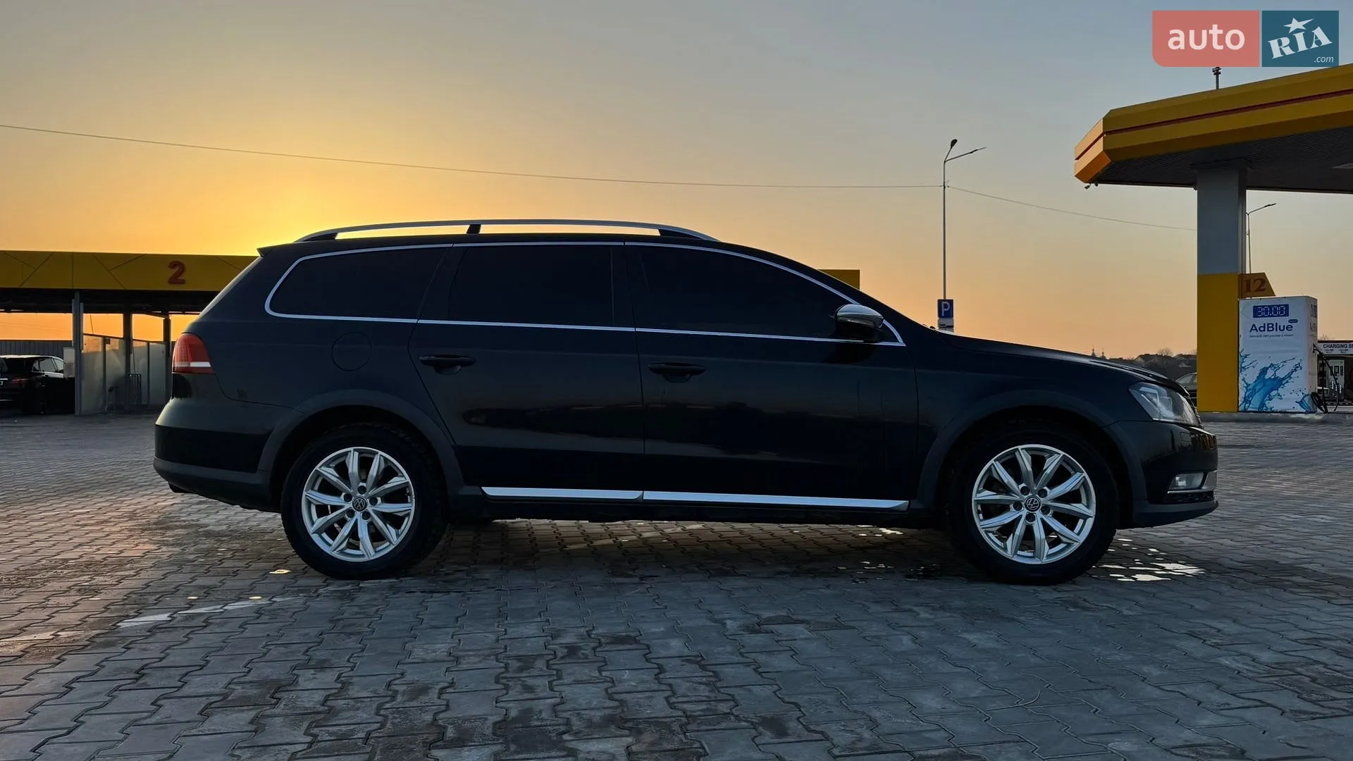 2012 Volkswagen Passat - мініатюра 3