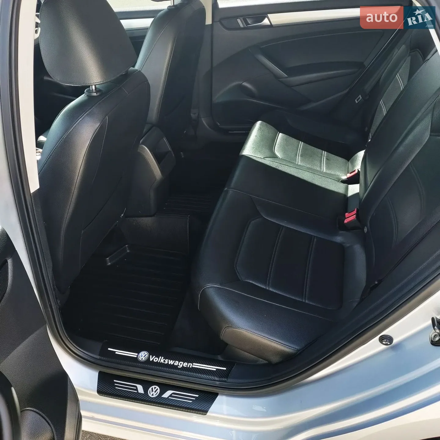 2012 Volkswagen Passat - мініатюра 16