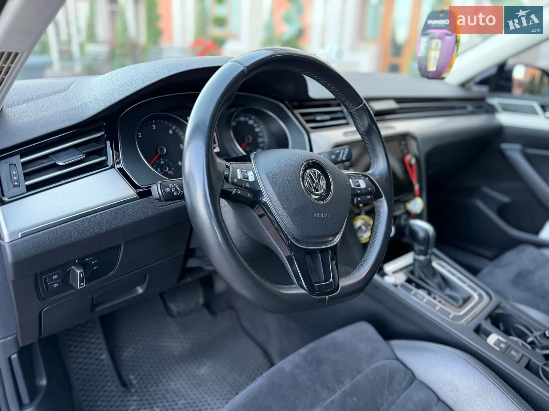 2017 Volkswagen Passat - мініатюра 21