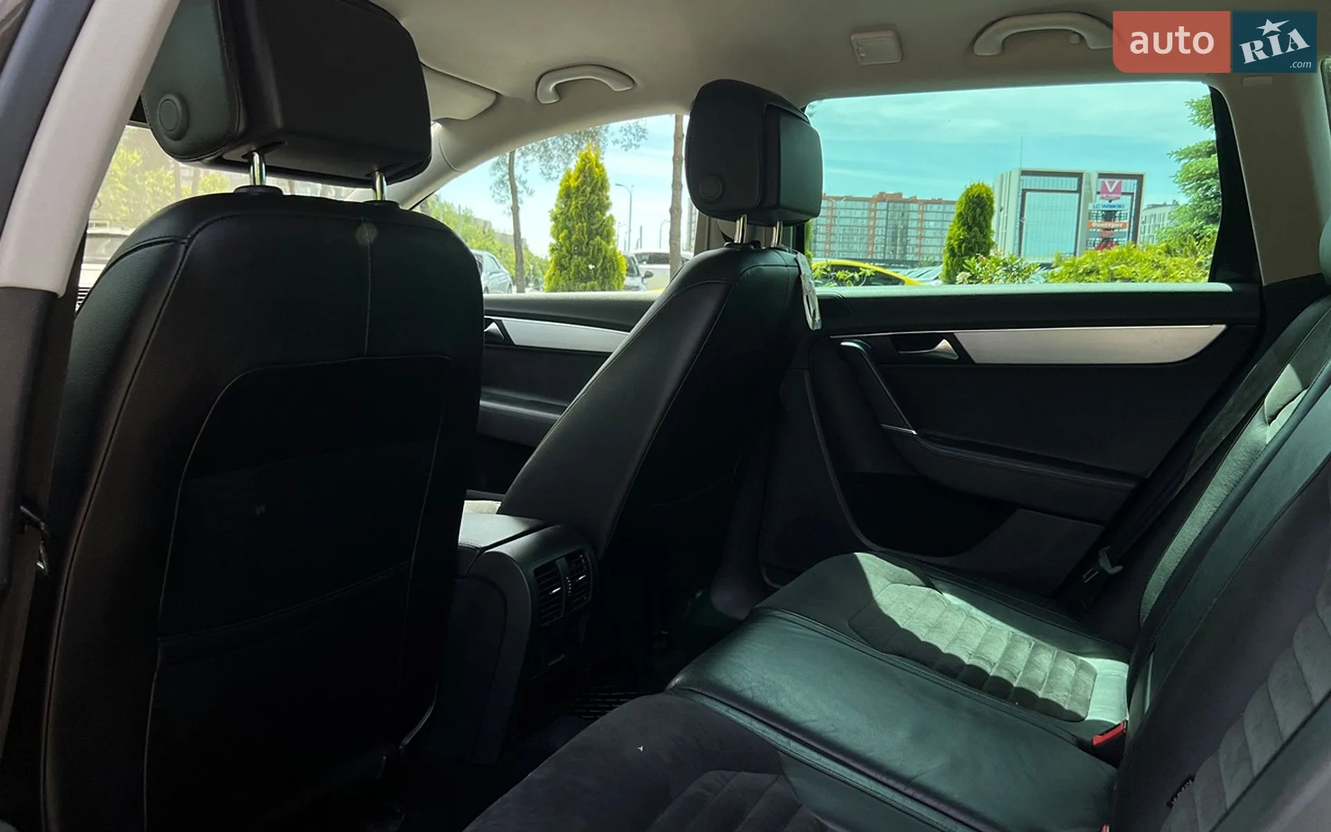 2013 Volkswagen Passat - мініатюра 21