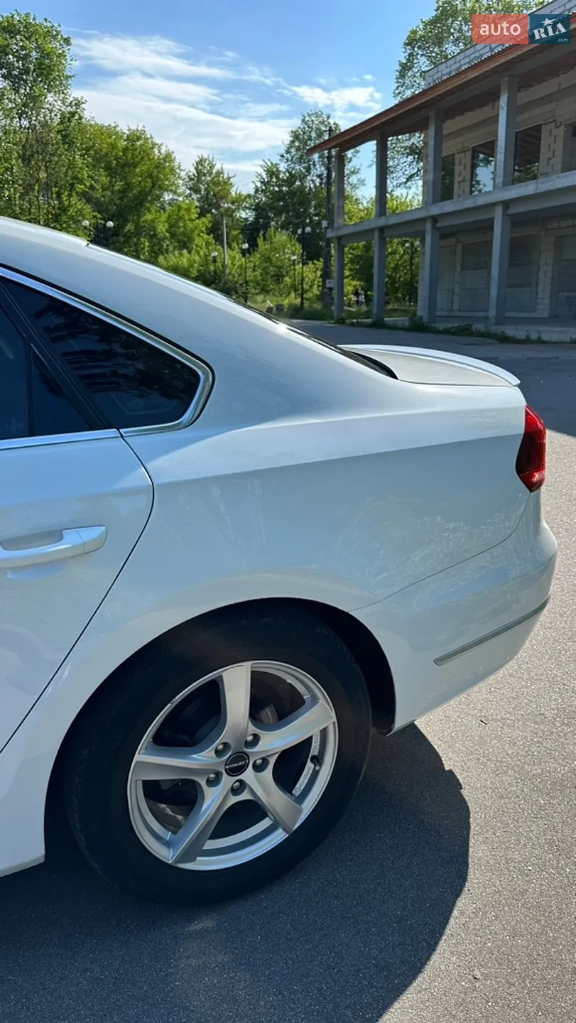 2016 Volkswagen Passat - мініатюра 38