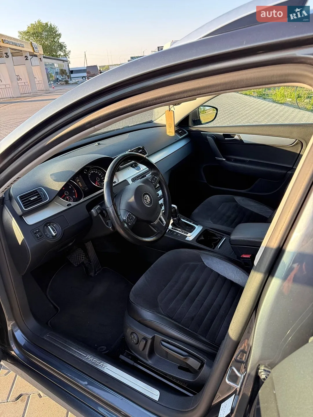 2012 Volkswagen Passat - мініатюра 9