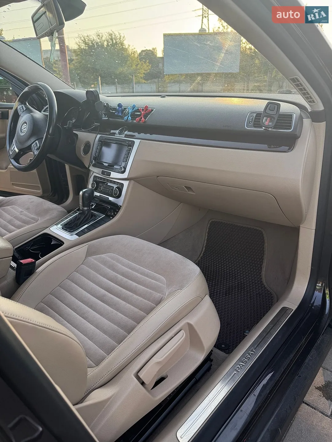 2011 Volkswagen Passat - мініатюра 5