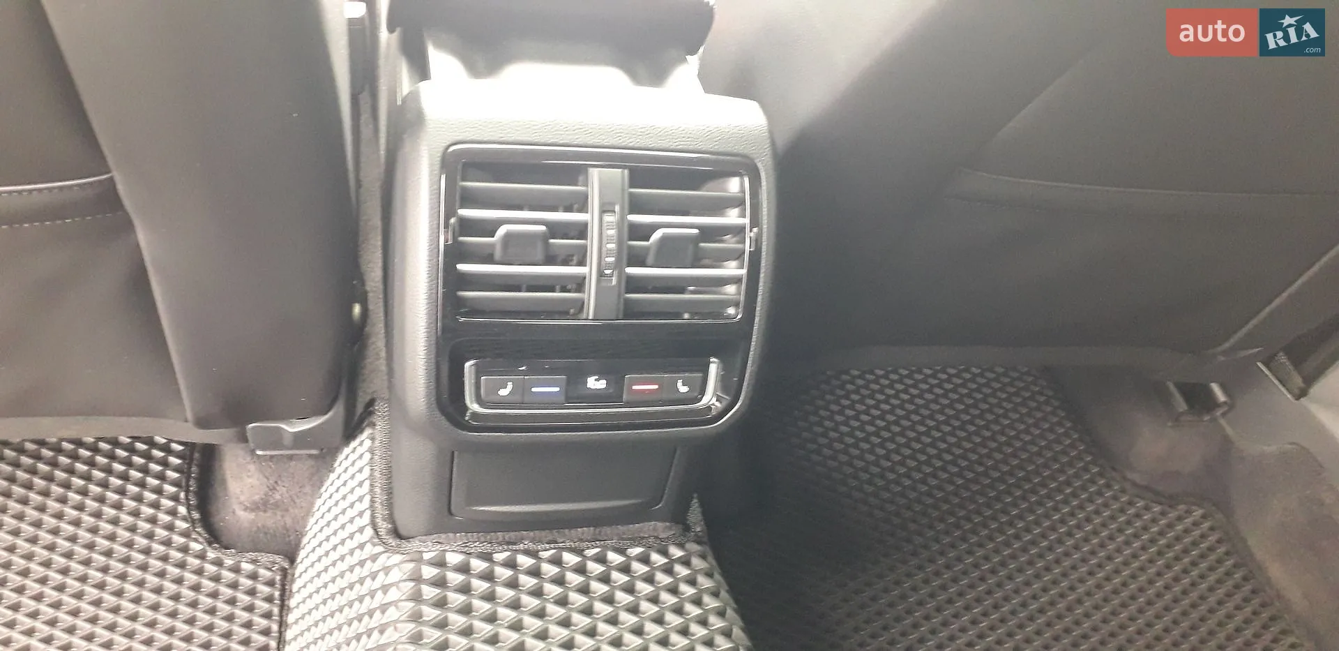 2015 Volkswagen Passat - мініатюра 6