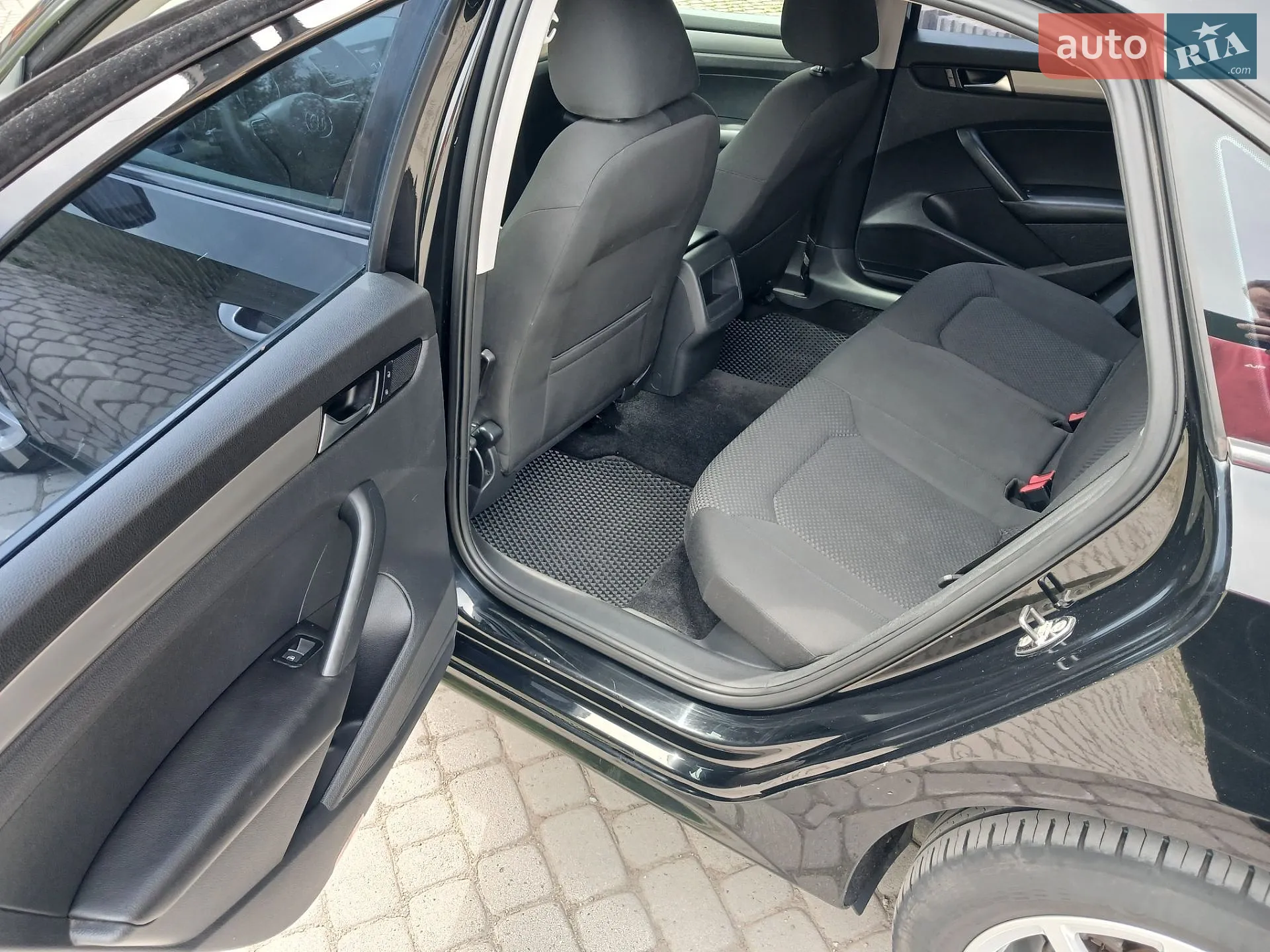 2012 Volkswagen Passat - мініатюра 9