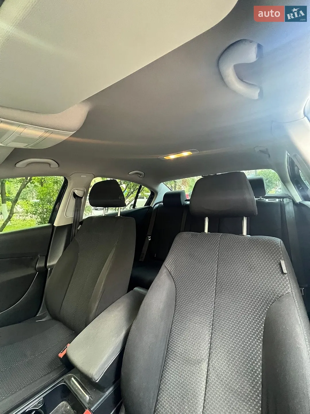 Volkswagen Passat 2009 VIN WVWZZZ3CZ9P048750 фото оголошення 9 з 17