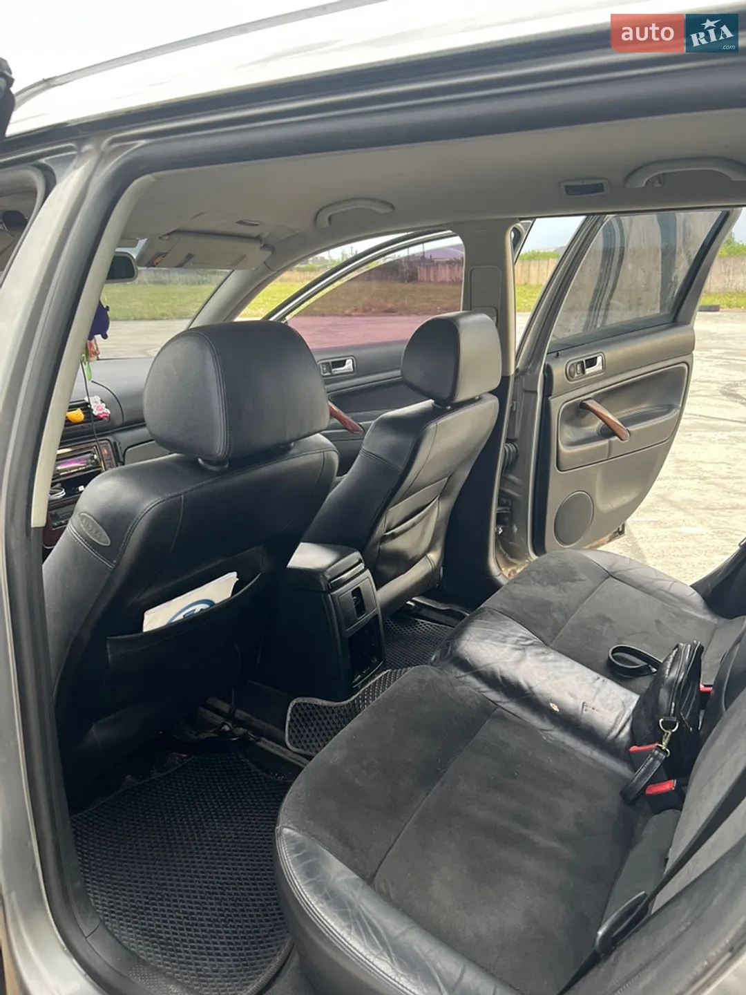 Volkswagen Passat 2003 VIN WVWZZZ3BZ3E314478 фото оголошення 8 з 10