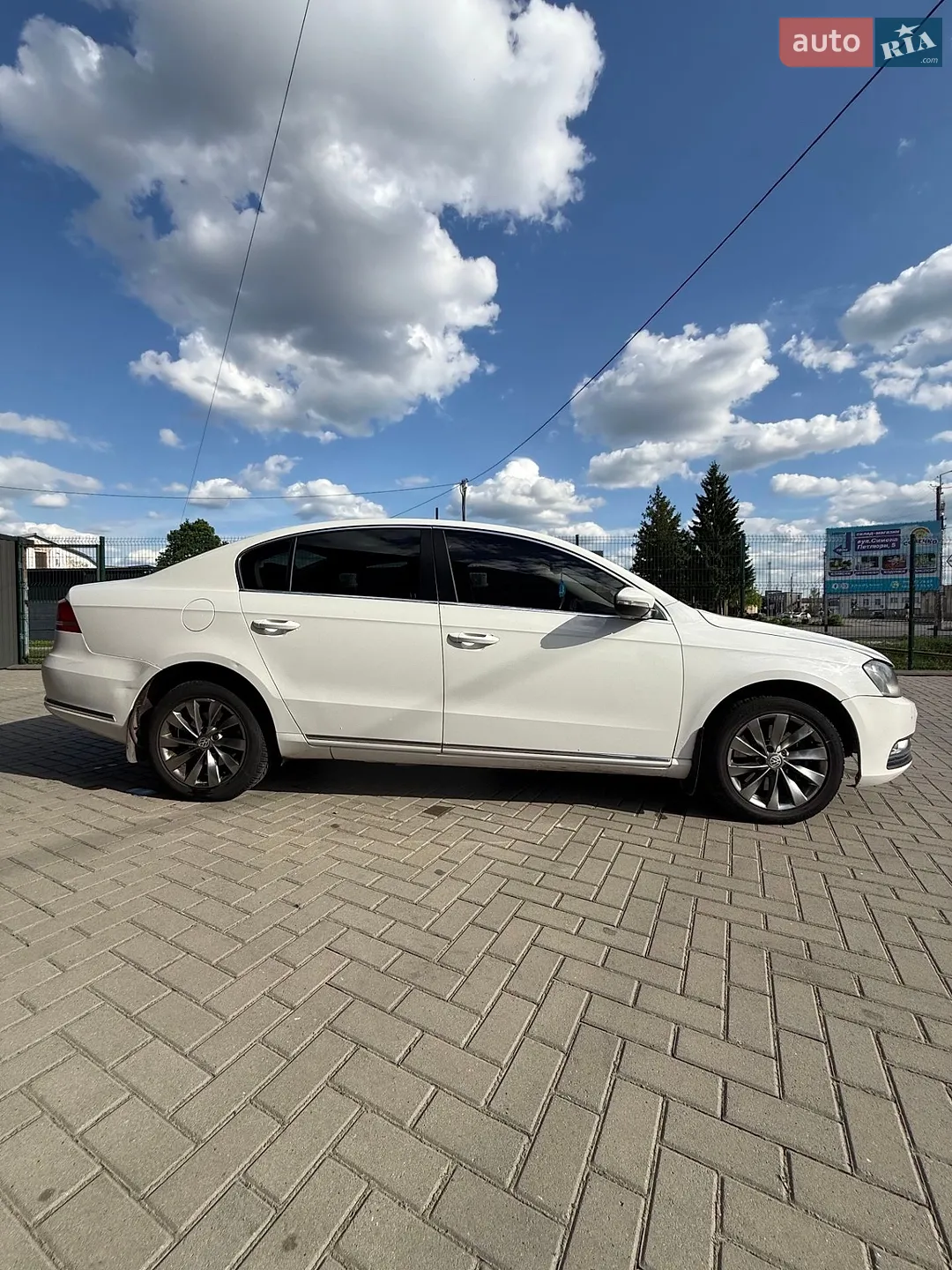 2011 Volkswagen Passat - мініатюра 3