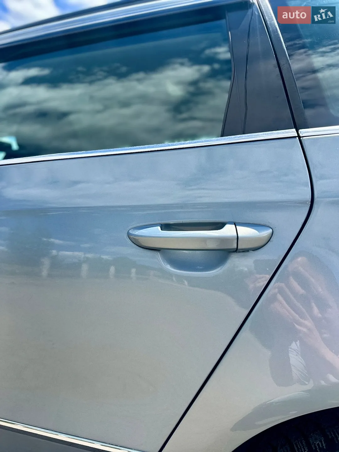 2010 Volkswagen Passat - мініатюра 15