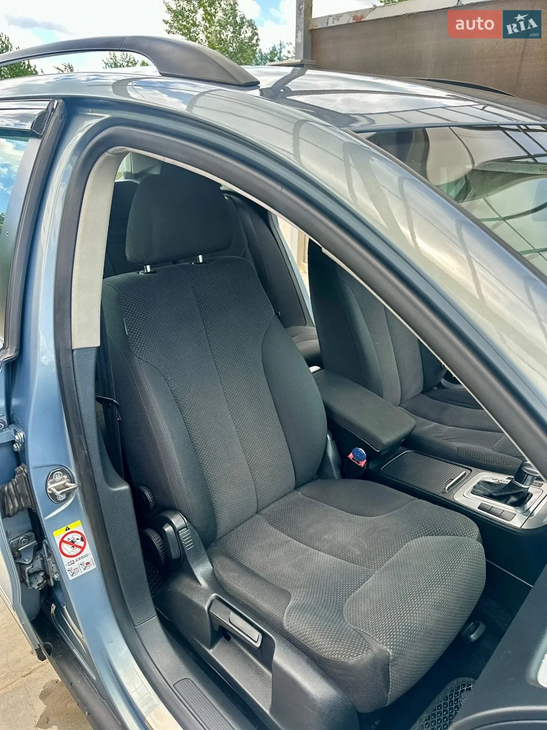 2010 Volkswagen Passat - мініатюра 21