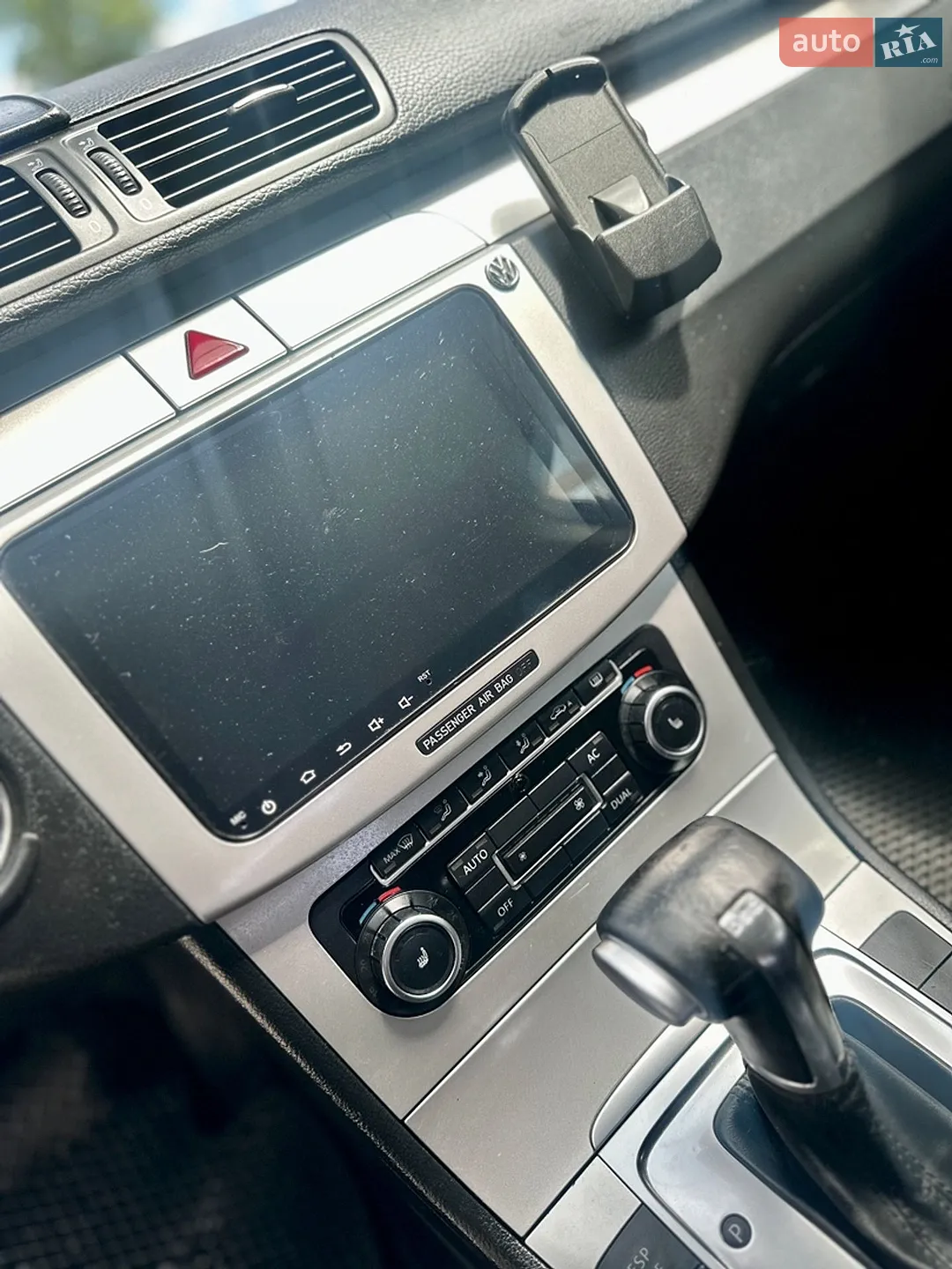 2010 Volkswagen Passat - мініатюра 31