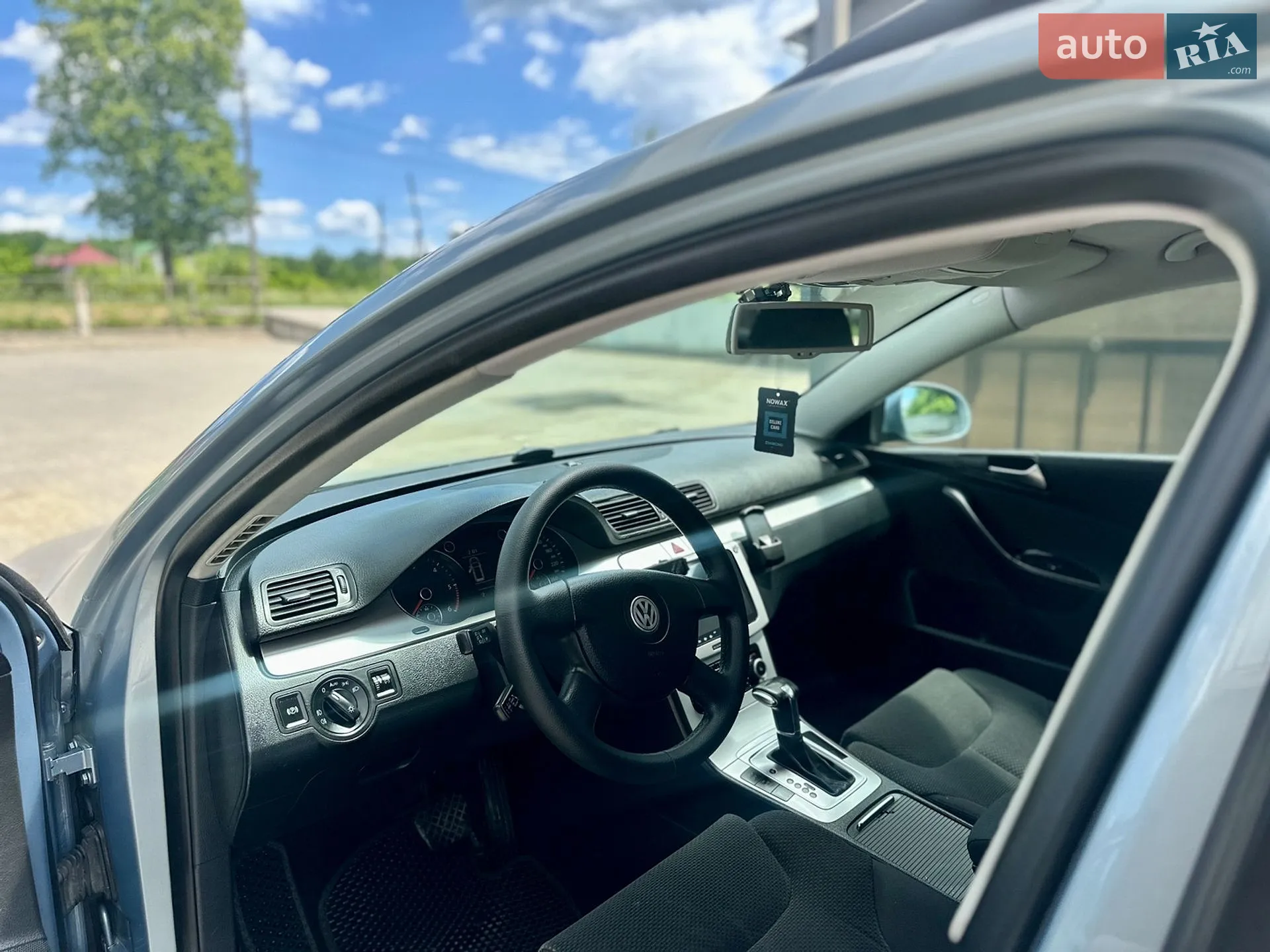 2010 Volkswagen Passat - мініатюра 33