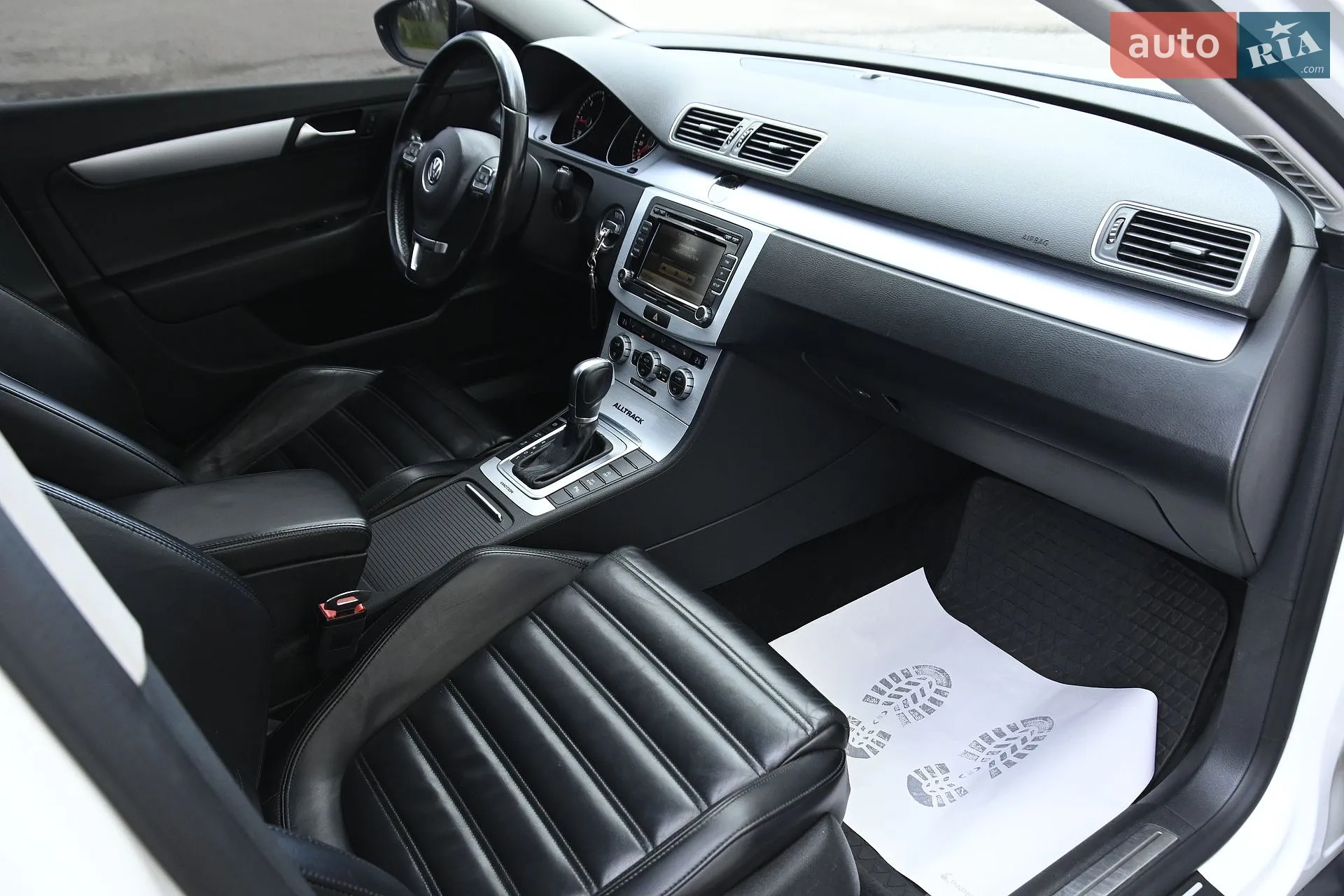 2014 Volkswagen Passat - мініатюра 32