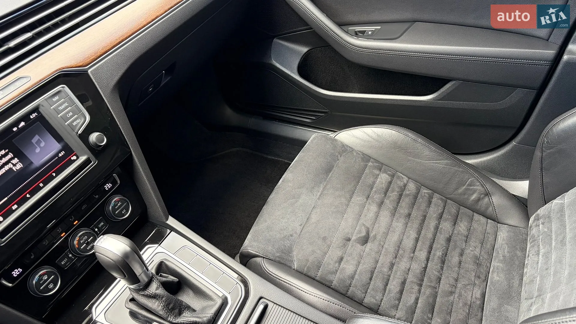 2015 Volkswagen Passat - мініатюра 13