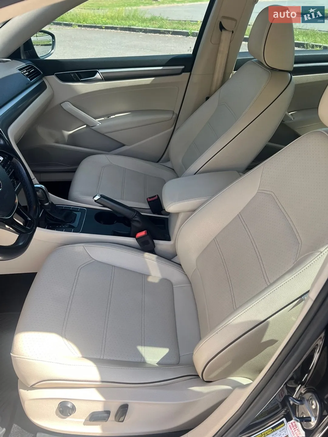 2017 Volkswagen Passat - мініатюра 31