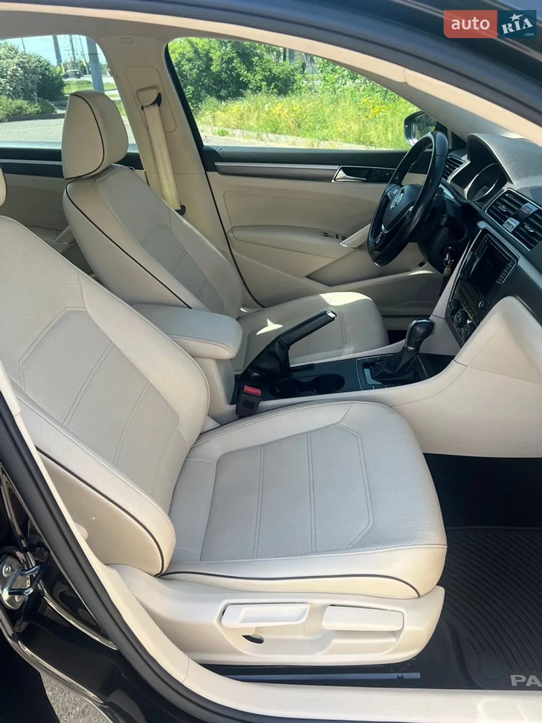 2017 Volkswagen Passat - мініатюра 39