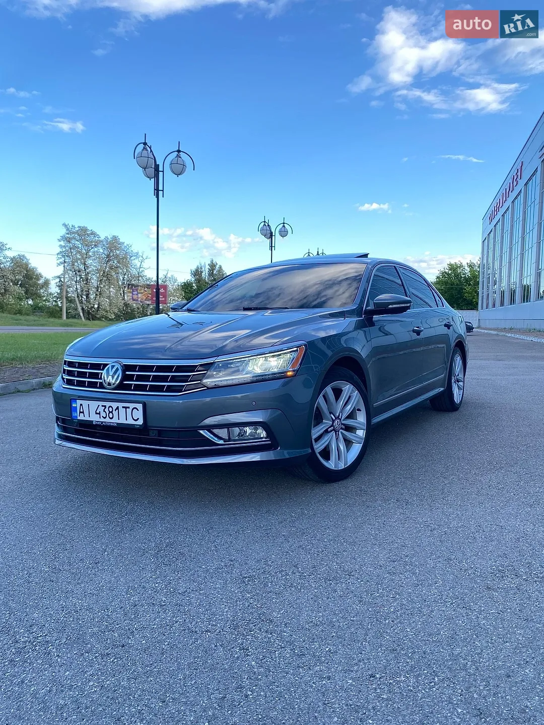 2016 Volkswagen Passat - мініатюра 5