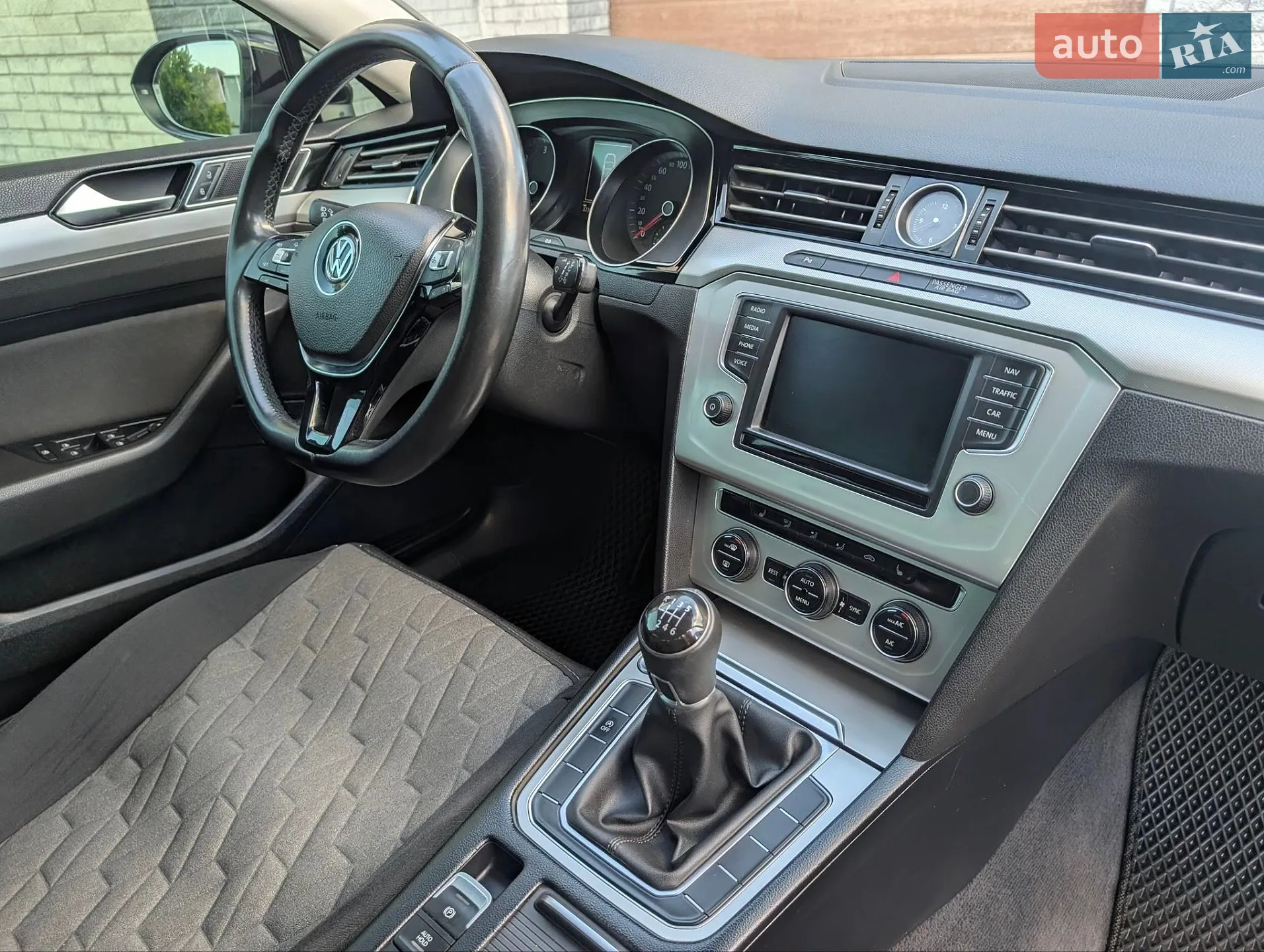 2015 Volkswagen Passat - мініатюра 27