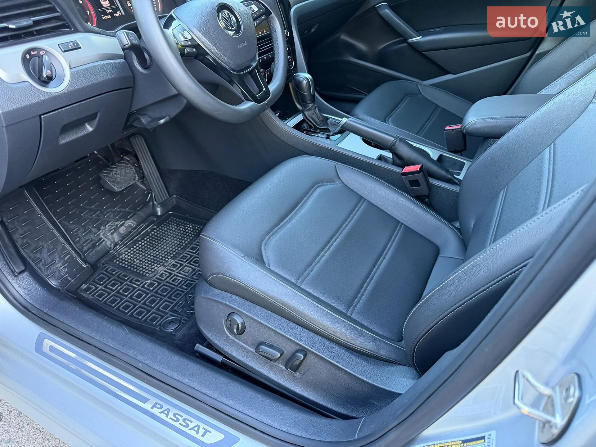 2021 Volkswagen Passat - мініатюра 18