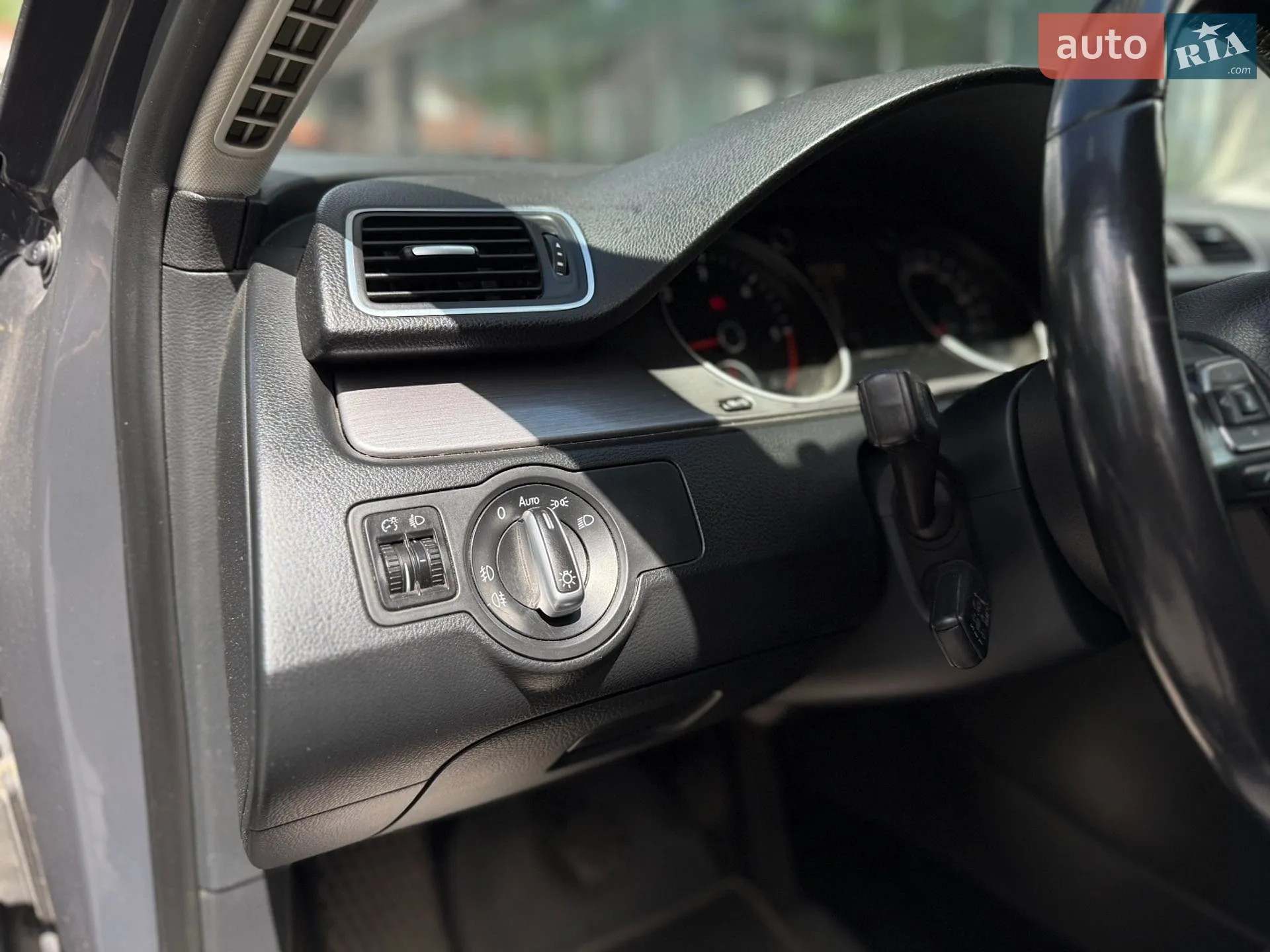 2013 Volkswagen Passat - мініатюра 21