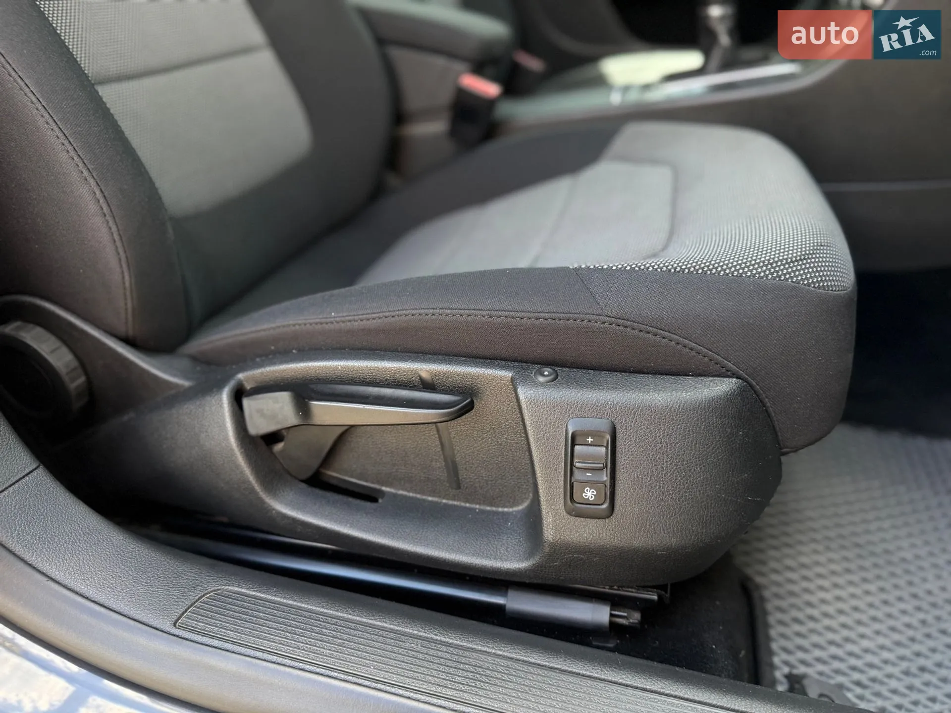 2013 Volkswagen Passat - мініатюра 41