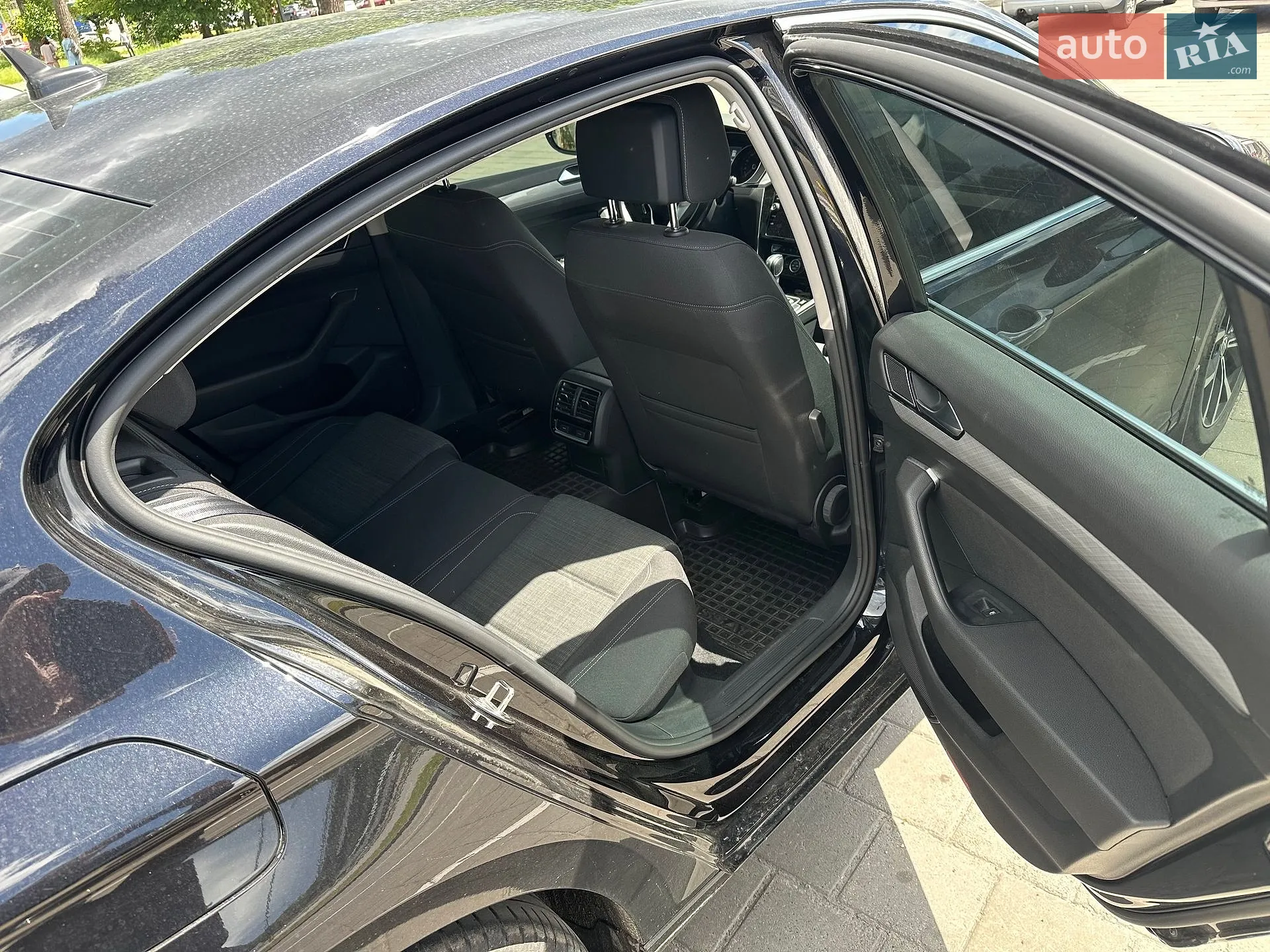 2020 Volkswagen Passat - мініатюра 9