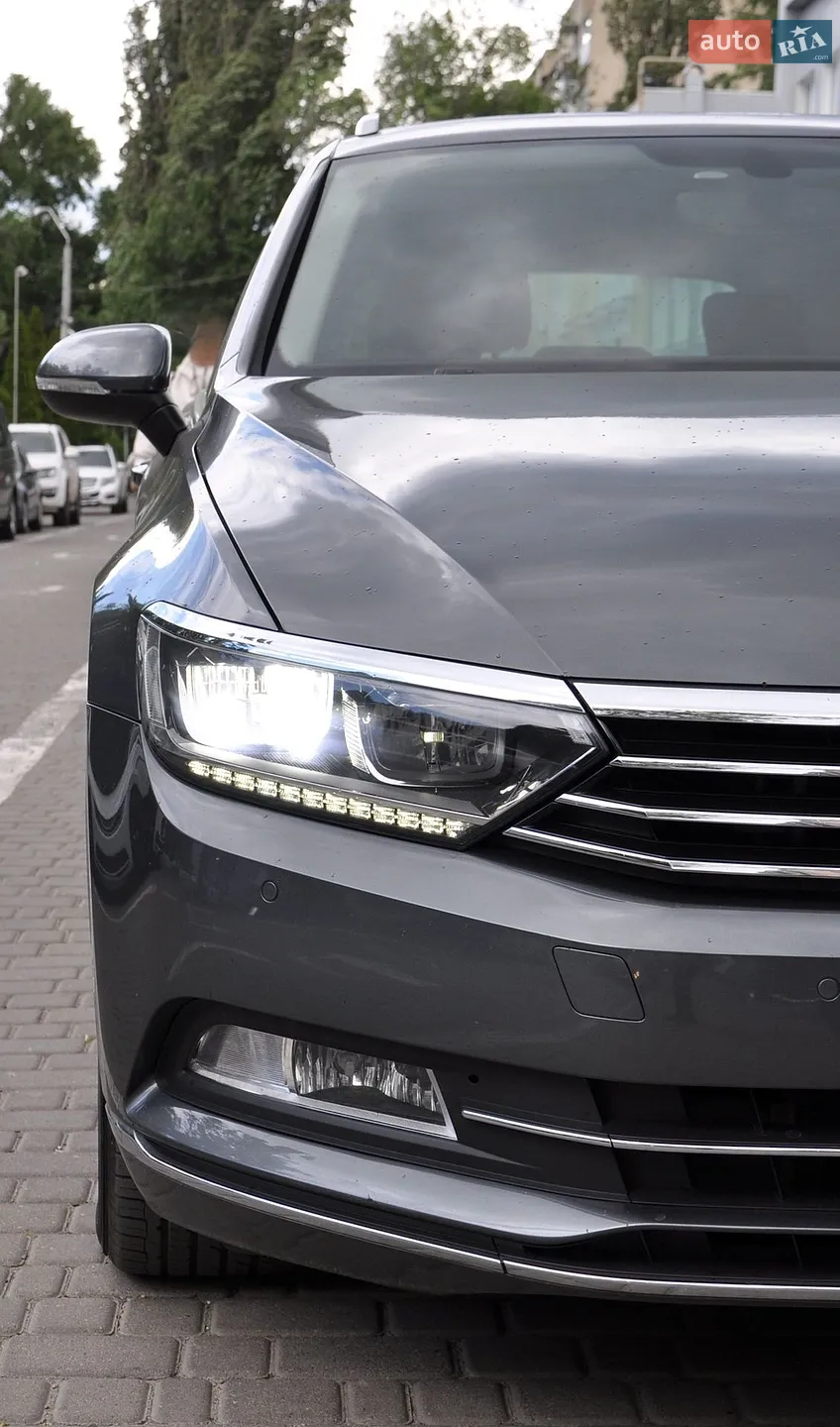 2016 Volkswagen Passat - мініатюра 12