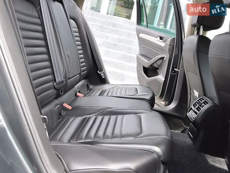 Volkswagen Passat 2016 VIN WVWZZZ3CZHE022795 фото оголошення 18 з 84