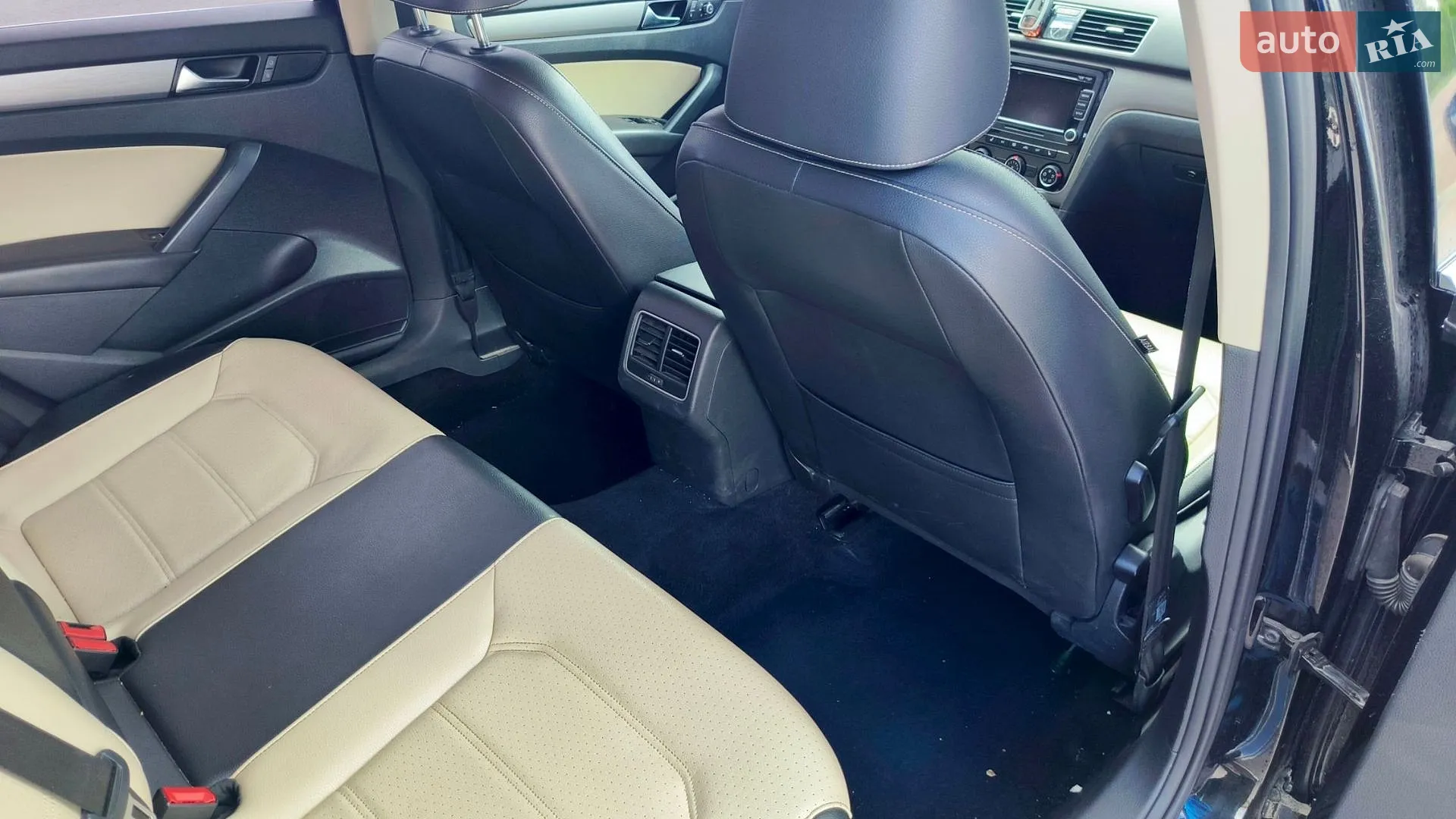 2014 Volkswagen Passat - мініатюра 6
