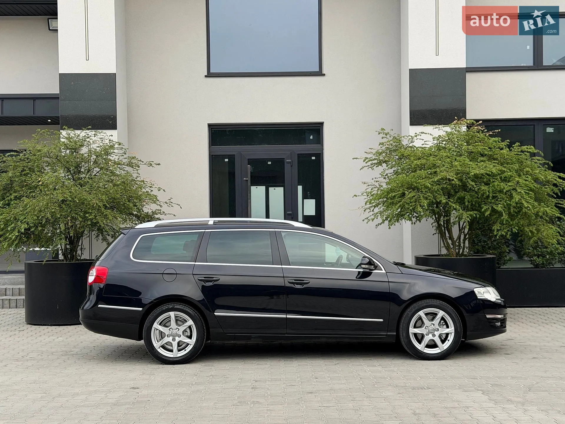 2010 Volkswagen Passat - мініатюра 35