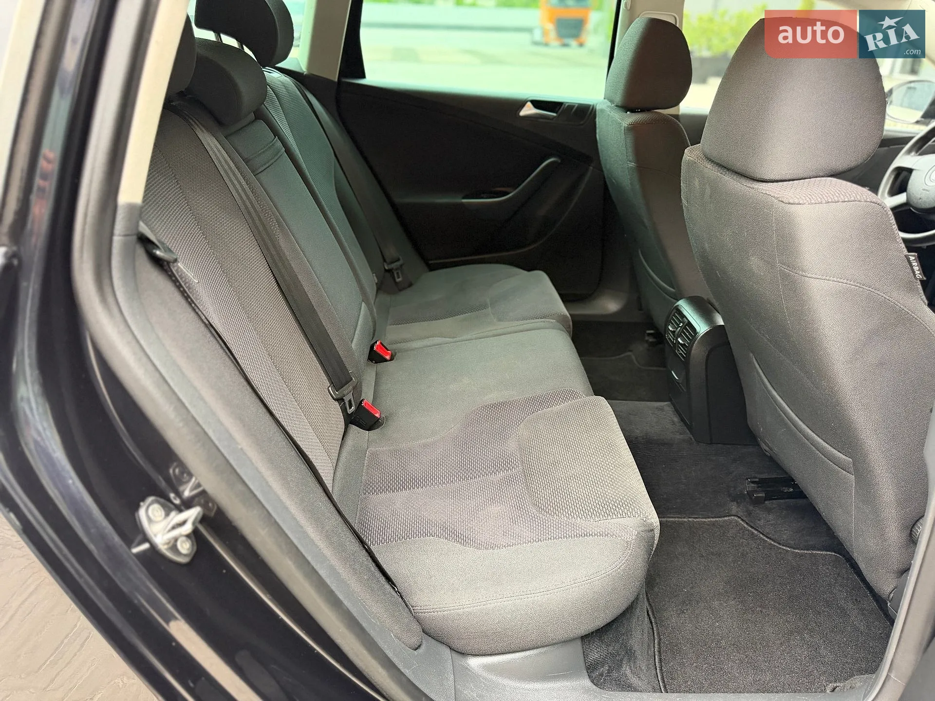 2010 Volkswagen Passat - мініатюра 86