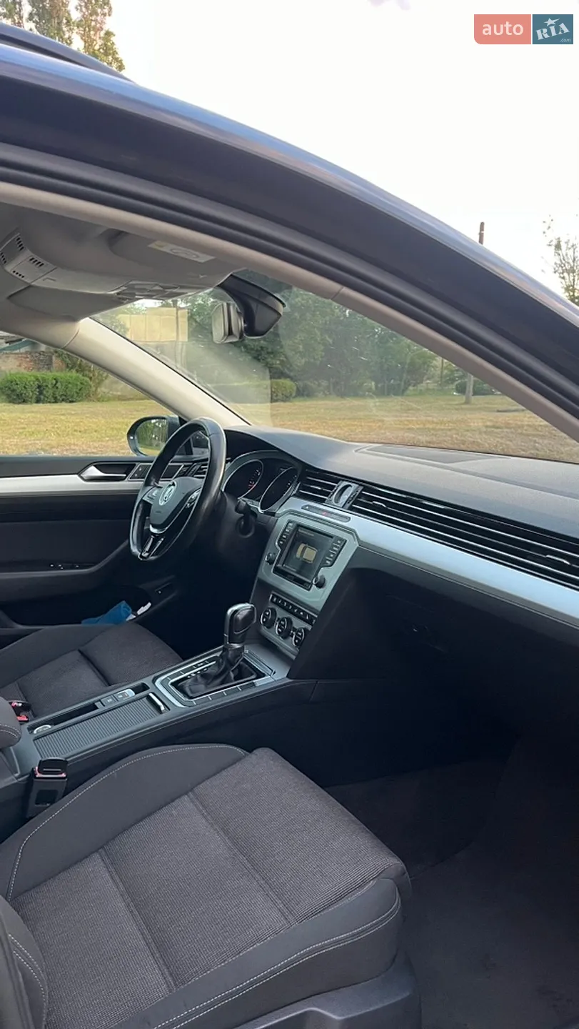 2015 Volkswagen Passat - мініатюра 16