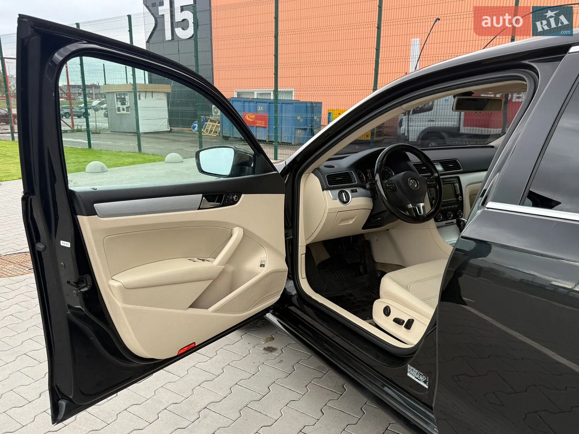 2013 Volkswagen Passat - мініатюра 32