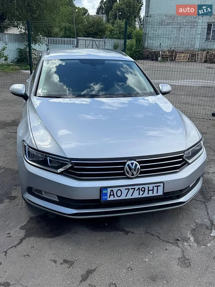 2019 Volkswagen Passat - мініатюра 32